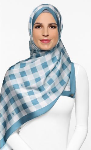 The Checkmate dUCk Scarf in Ocean