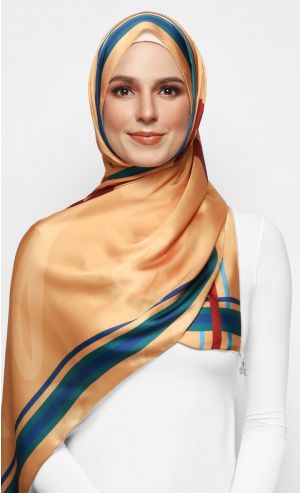 You Got This Scarf in Gold