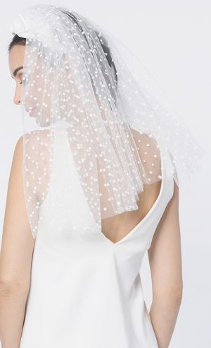 I Do! Hen's Veil in Polka Off White