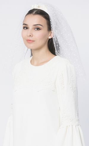 I Do! Lolita Hen's Veil in Polka Off White