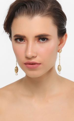 Shine Earrings in Gold