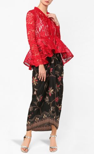 Peplum Kebaya Lace Set in Red