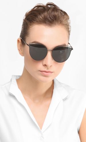 Hero Sunglasses in Black Lens