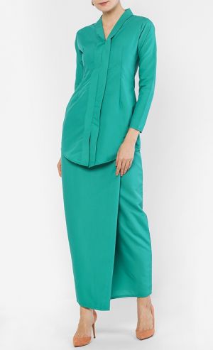 Rokiah Kebaya Set in Mint Green