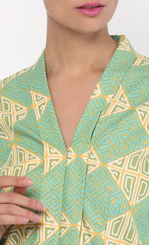 Bubblegum Kebaya Top in Green