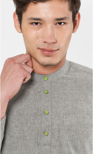 Butang Baju Melayu Sela in Crack Green
