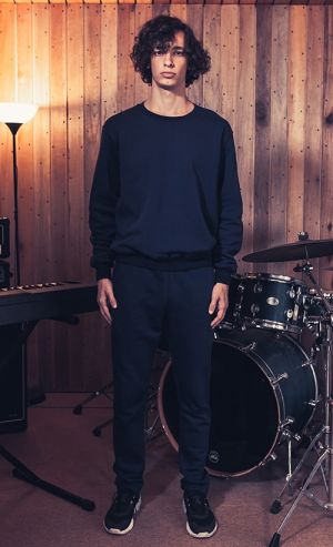 SILVIUS Jogger Pants in Navy