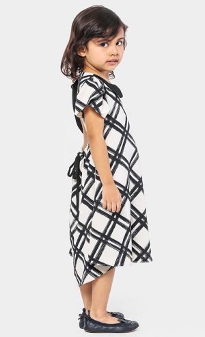 Jubah Burberry (Baby) in Black