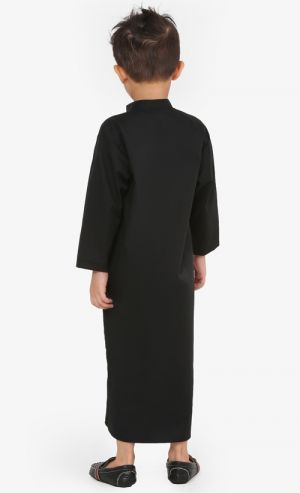 Jubah Basic in Black