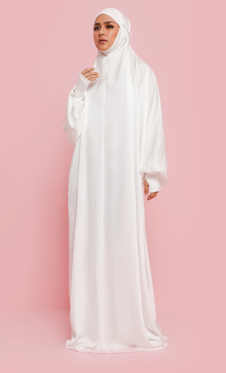 Doha One-Piece Prayerwear in Off White