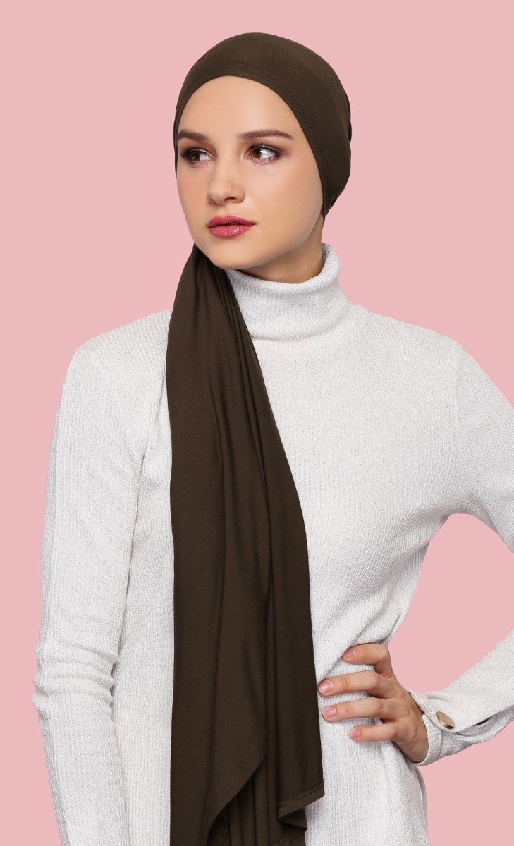 Dubai Jersey Hijab in Shawarma