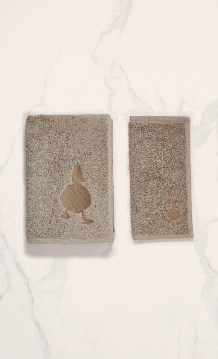 dUCkling Coloured Towel Set in Brown image 2