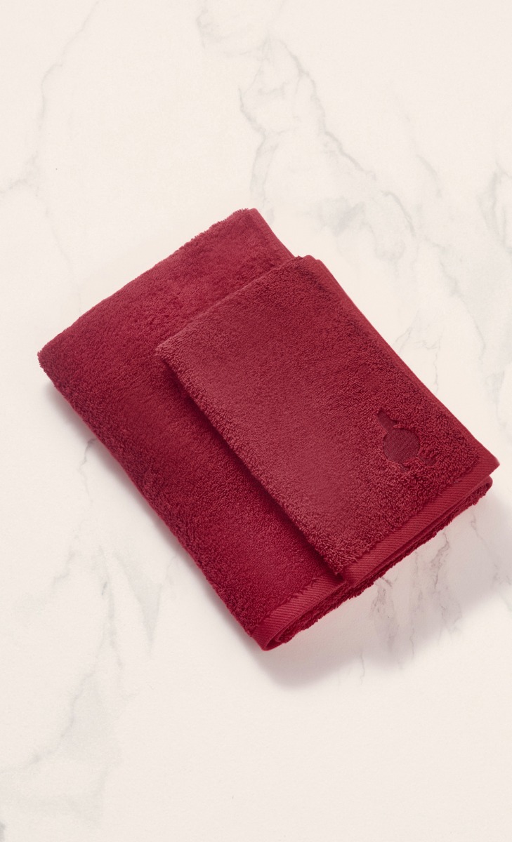 dUCkling Coloured Towel Set In Red