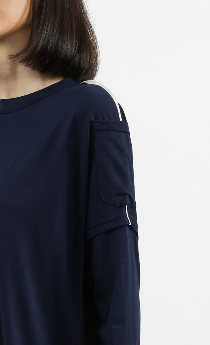 Easy Reflective Top in Navy Blue image 2