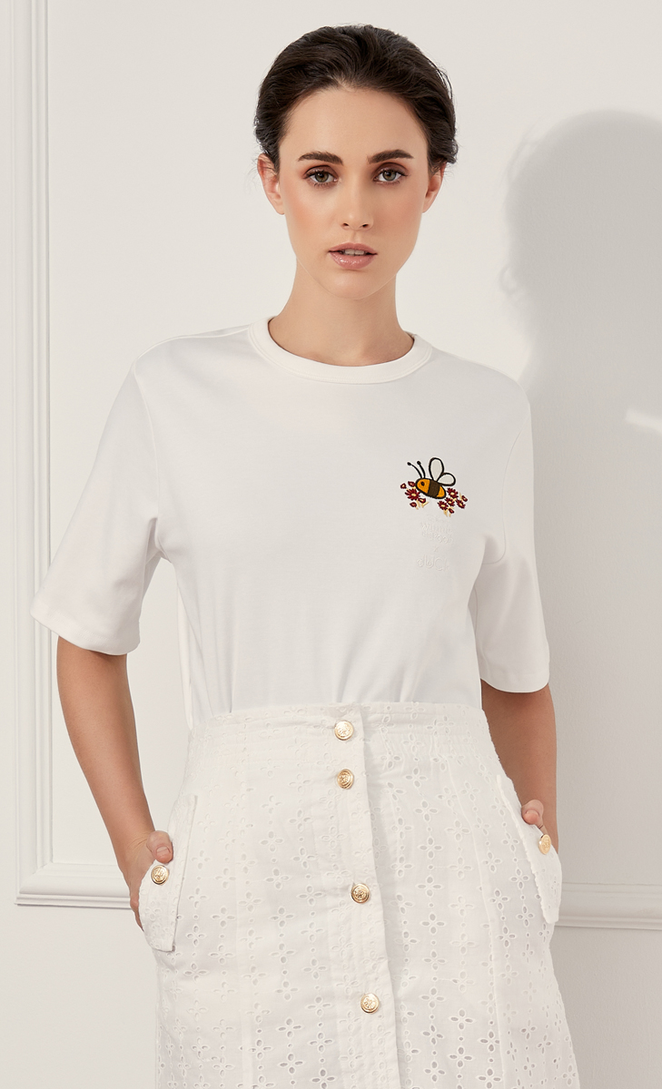 Winnie the Pooh x dUCk Embroidered T-Shirt in White