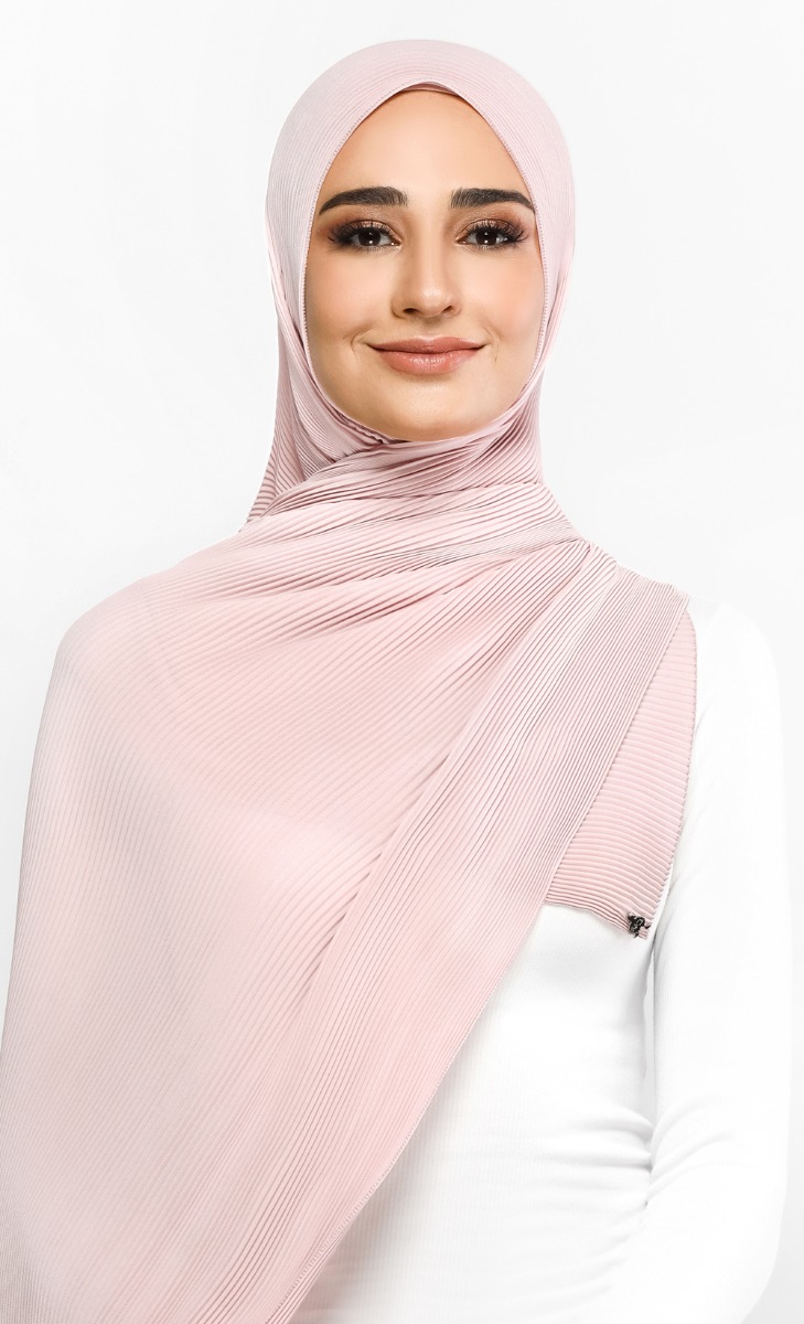 Pleats Scarf in Eye Candy