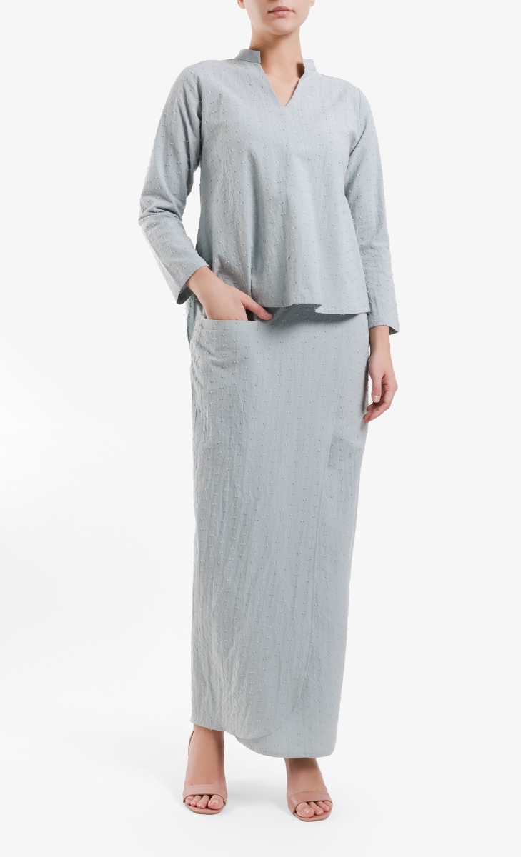 Fajar Kurung Set In Turkish Blue