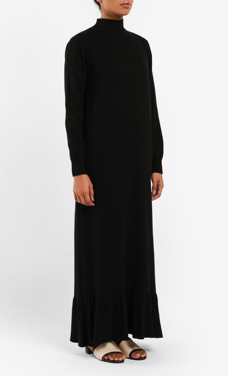 Fine-Knit Tiered Dress in Black image 2