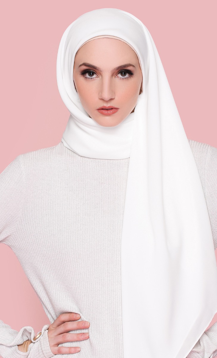 Fuji 2.0 Georgette Chiffon Square Hijab in Onigiri