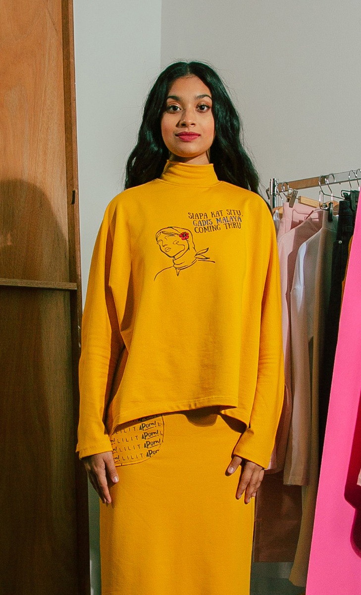 Gadis Malaya High Low Top in Dusty Yellow