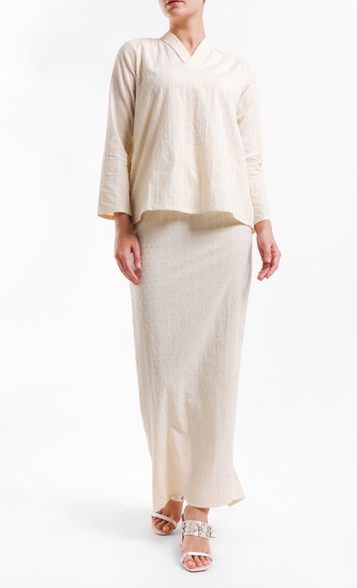 Hana Kurung Set in Beige
