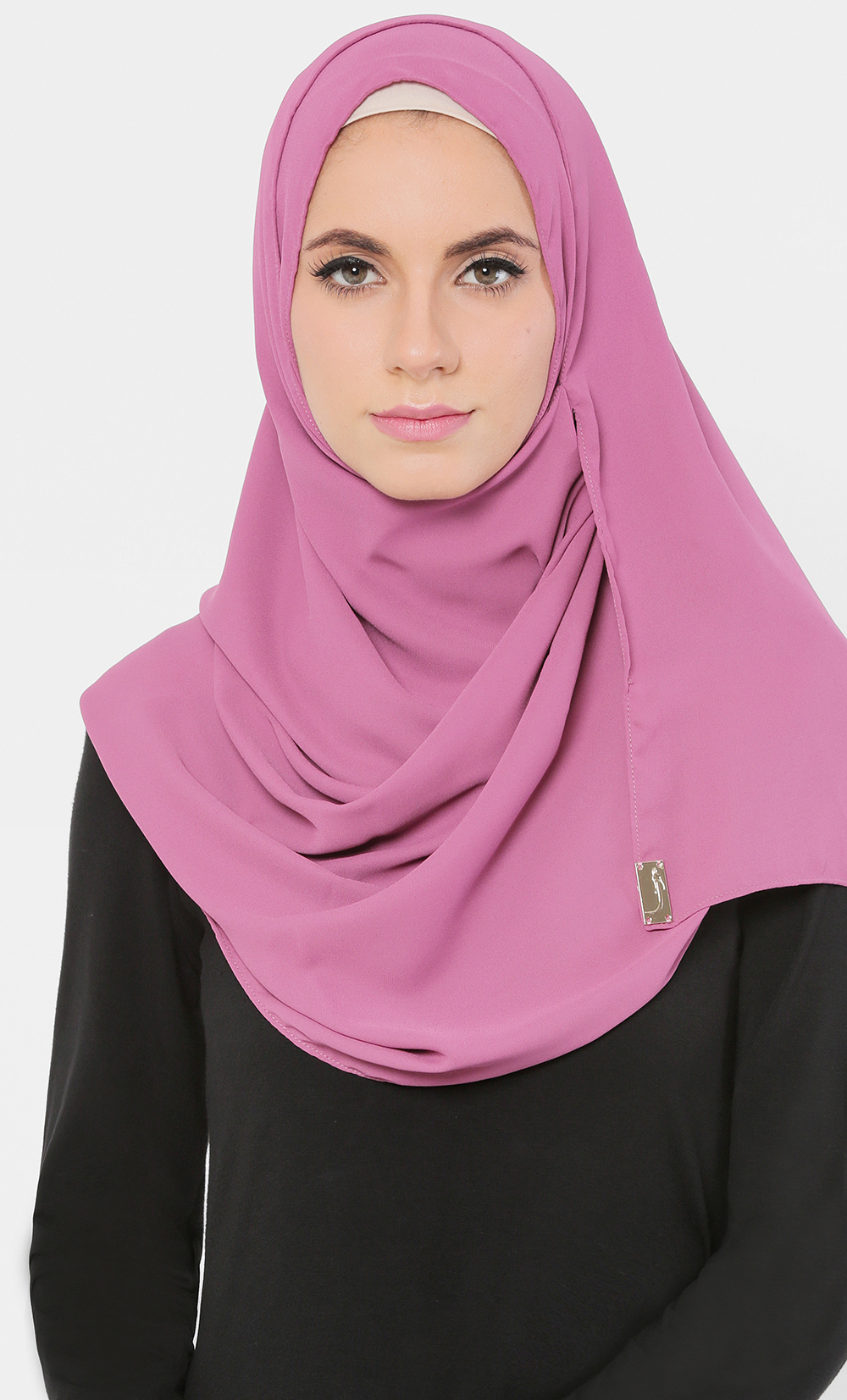 Ameela Instant Shawl in Magenta