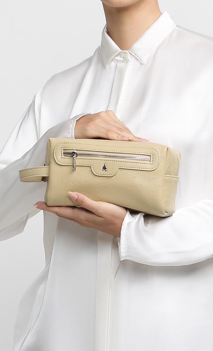 The Everyday Pouch in Milky image 2