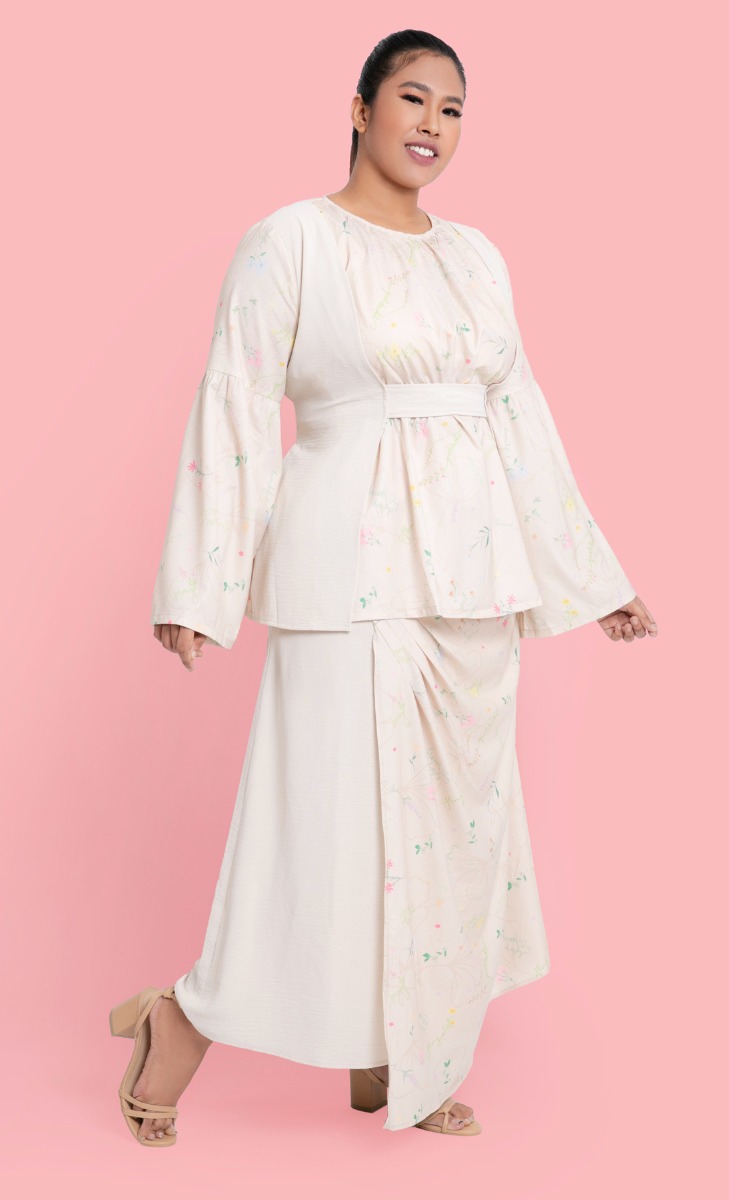 Mekar Side Pleat Skirt	in Beige image 2