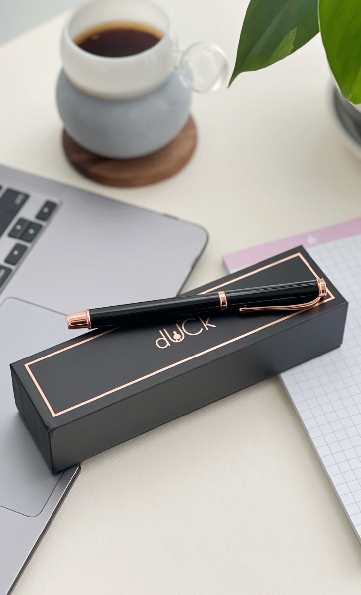 The Mighty dUCk Pen in Black and Rose Gold
