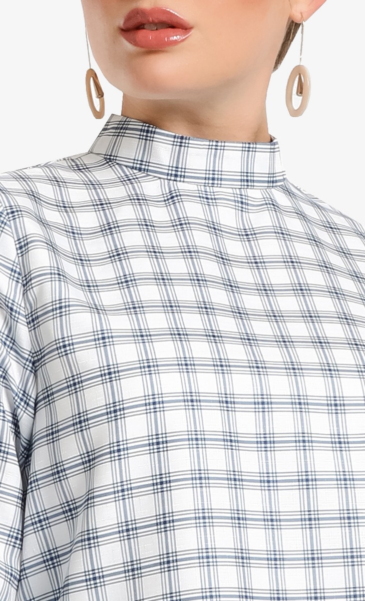 Kak Bee Set In Blue image 2