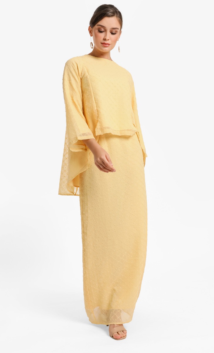 Kak Som Set in Yellow