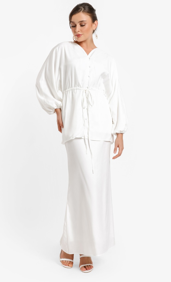 Kak Yong Set in Off-White