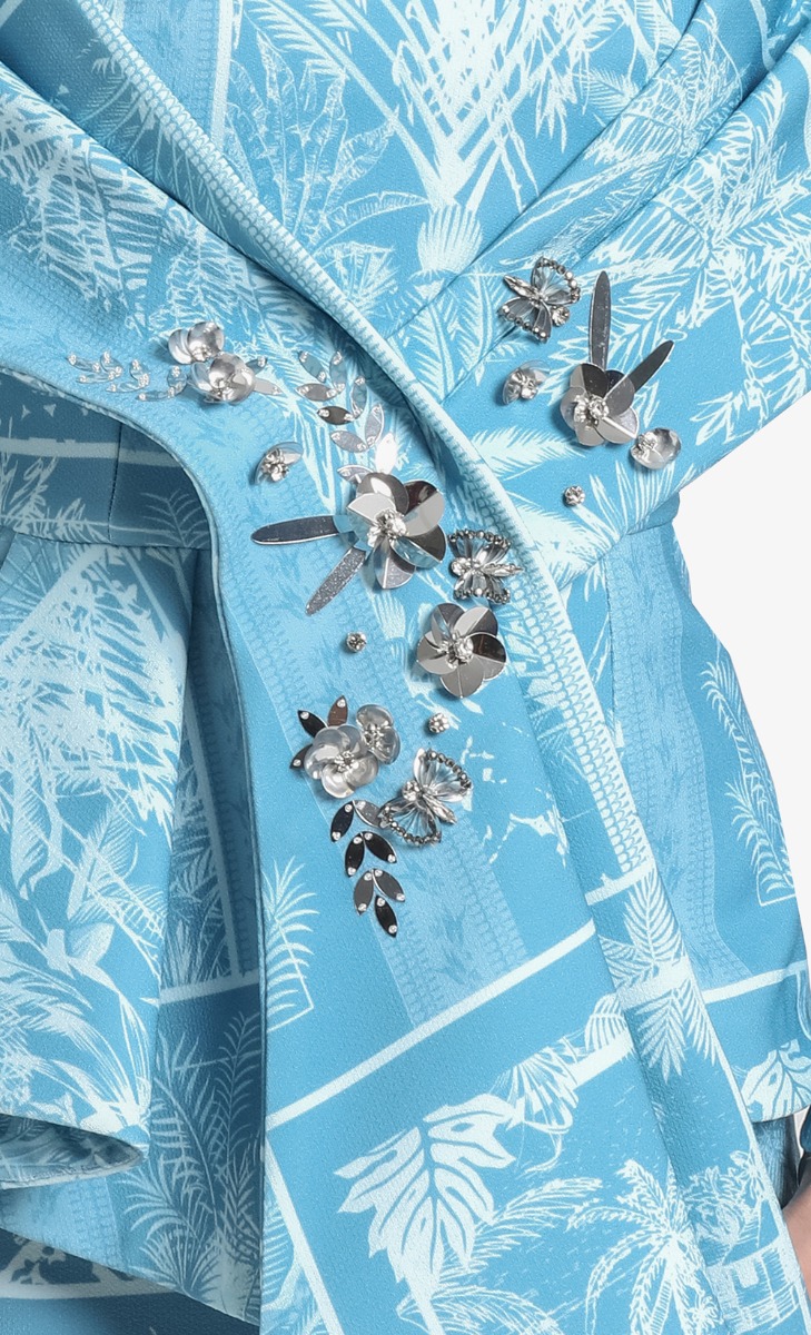 Kebaya Manukan Set in Printed Dusty Blue image 2