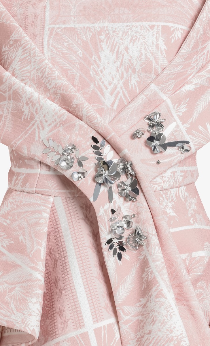 Kebaya Manukan Set in Printed Pastel Pink image 2