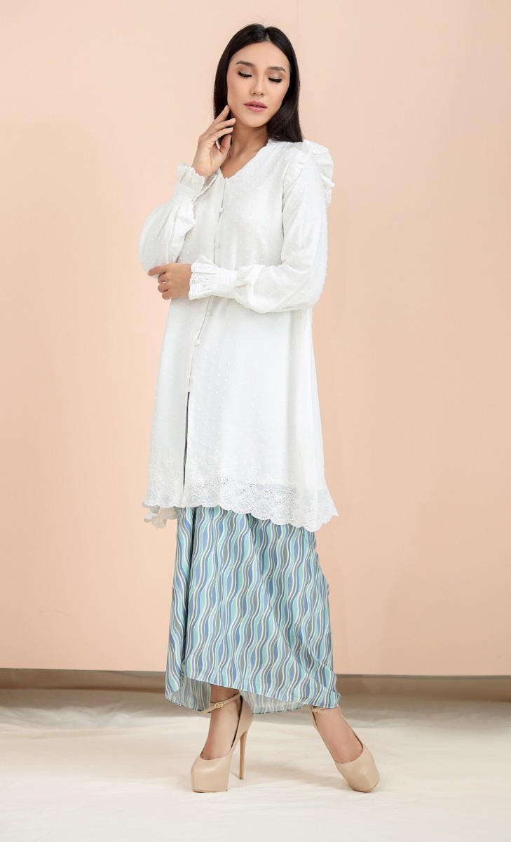 Kiara Modern Kurung Set in White and Blue