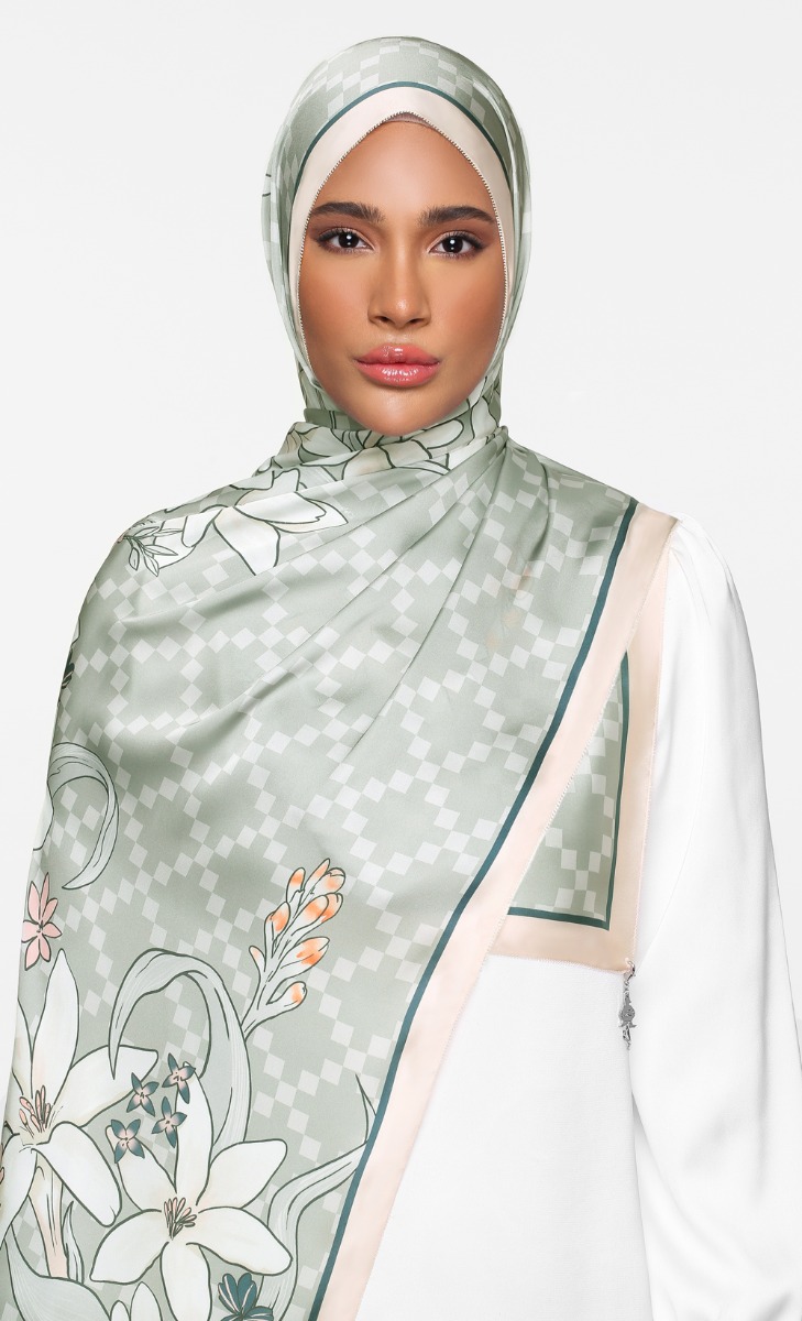 The Blooming dUCk - Tuberose Shawl in Lifelong image 2