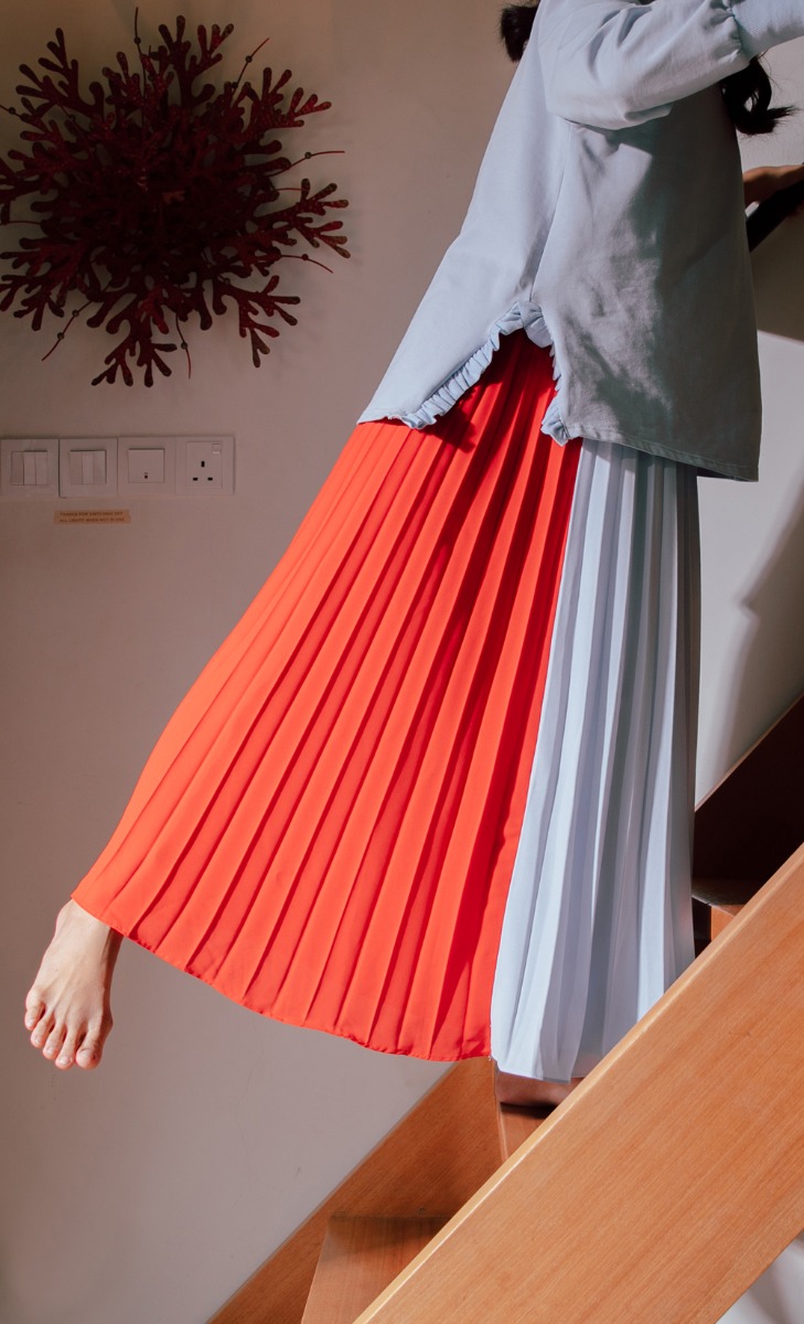 Two-Toned Pleated Skirt in Light Blue image 2