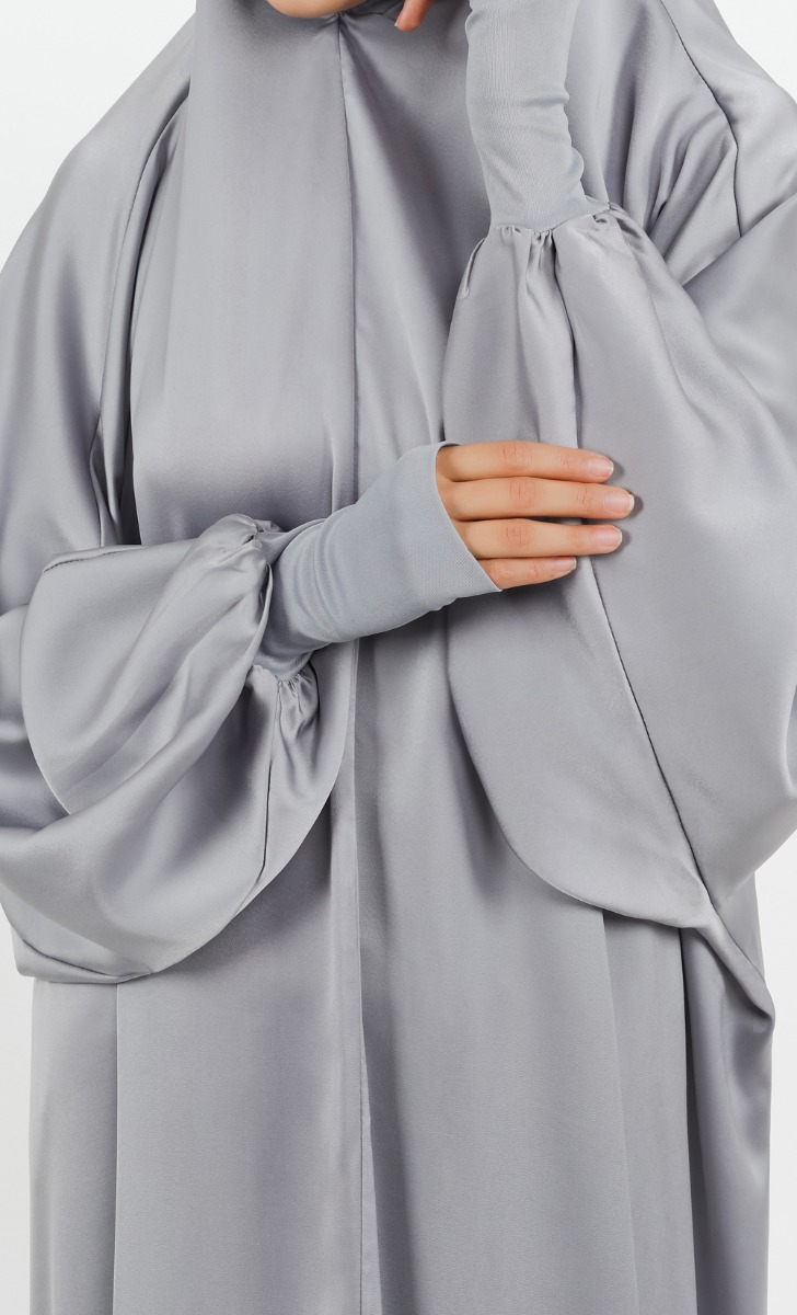 Doha One-Piece Prayerwear in Grey image 2
