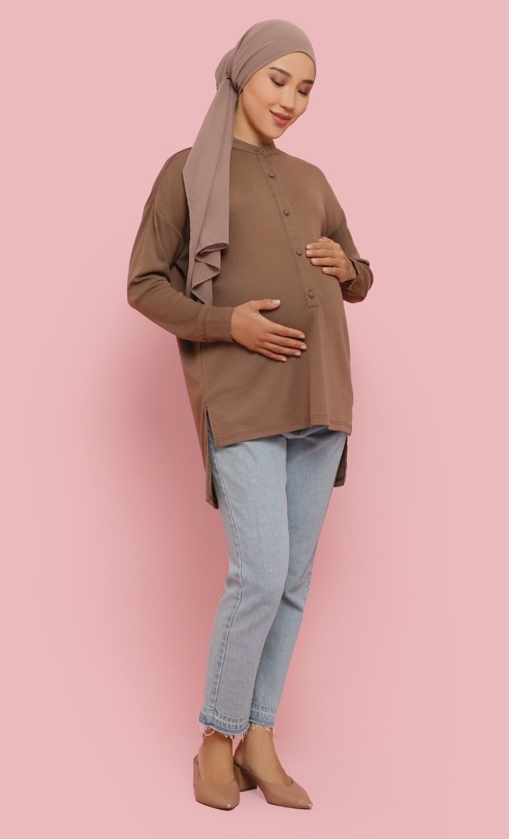 Oversized Knit Button Top in Nut