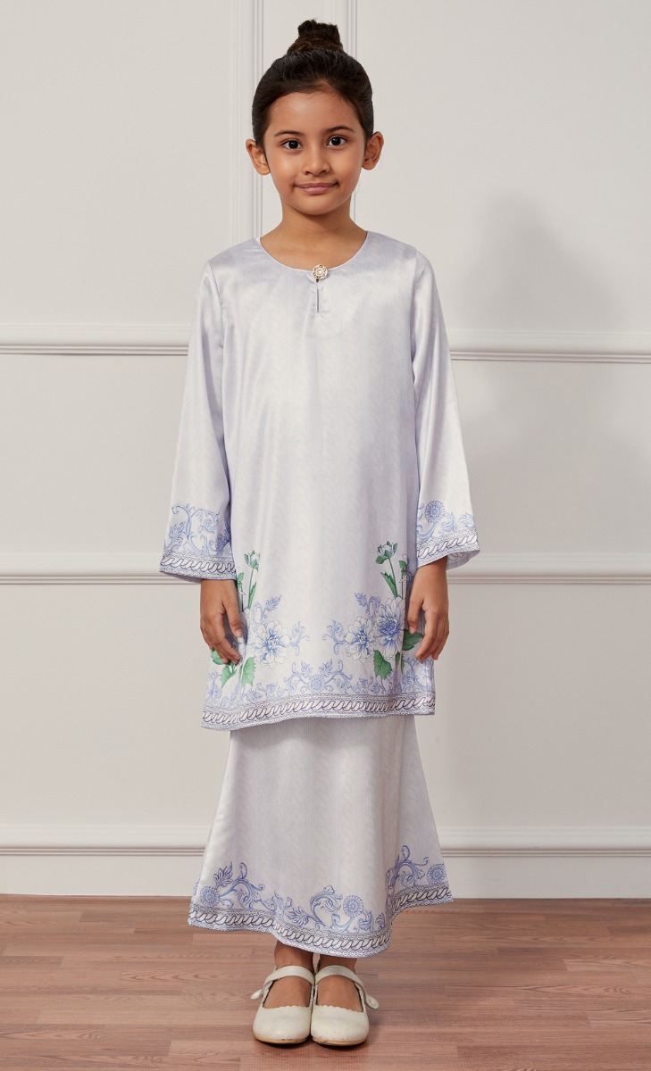 The Heritage dUCk Little Awan image 2