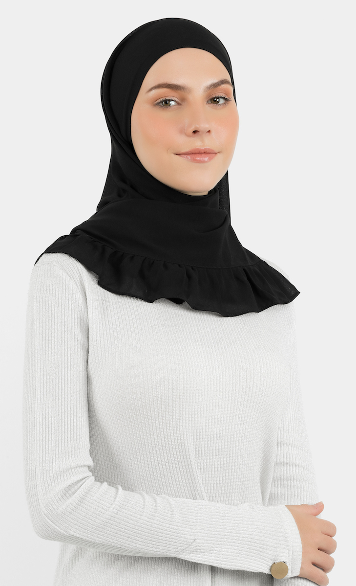 Magnetic Semi-Instant Gathered Hijab in Black