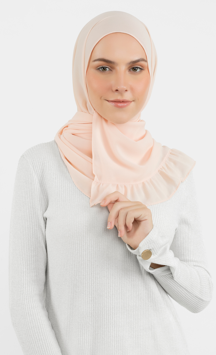 Magnetic Semi-Instant Gathered Hijab in Soft Pink