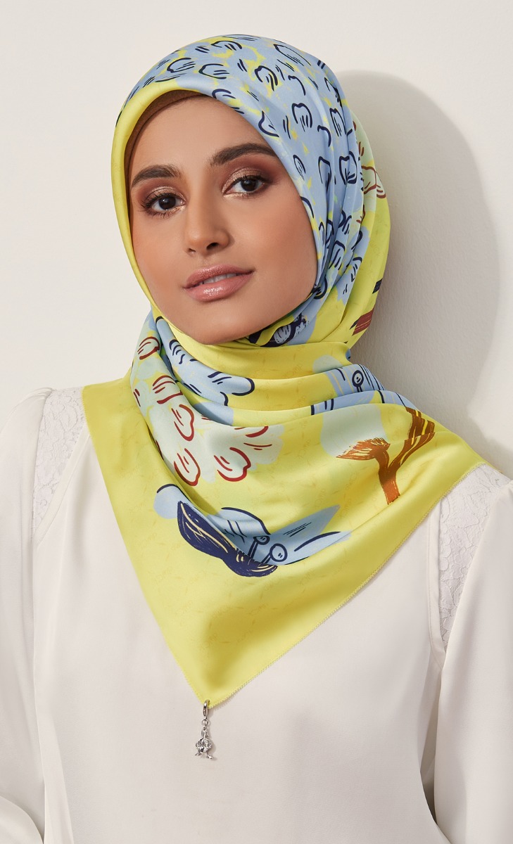 The Honour dUCk Square Scarf in Mary 