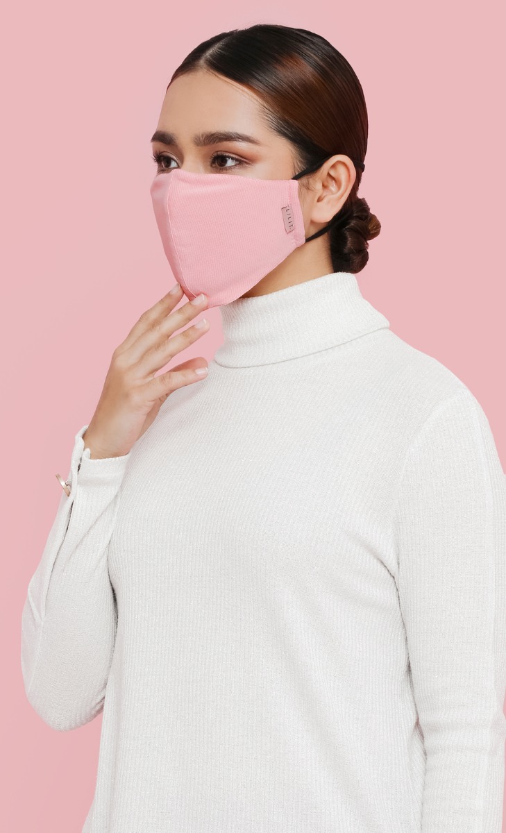 Cooling Face Mask in Pink