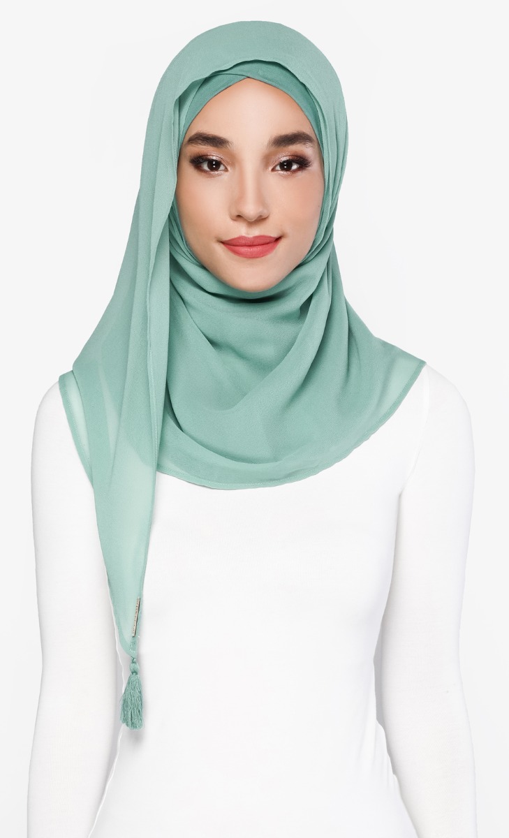 Taj Plain Shawl in Pine