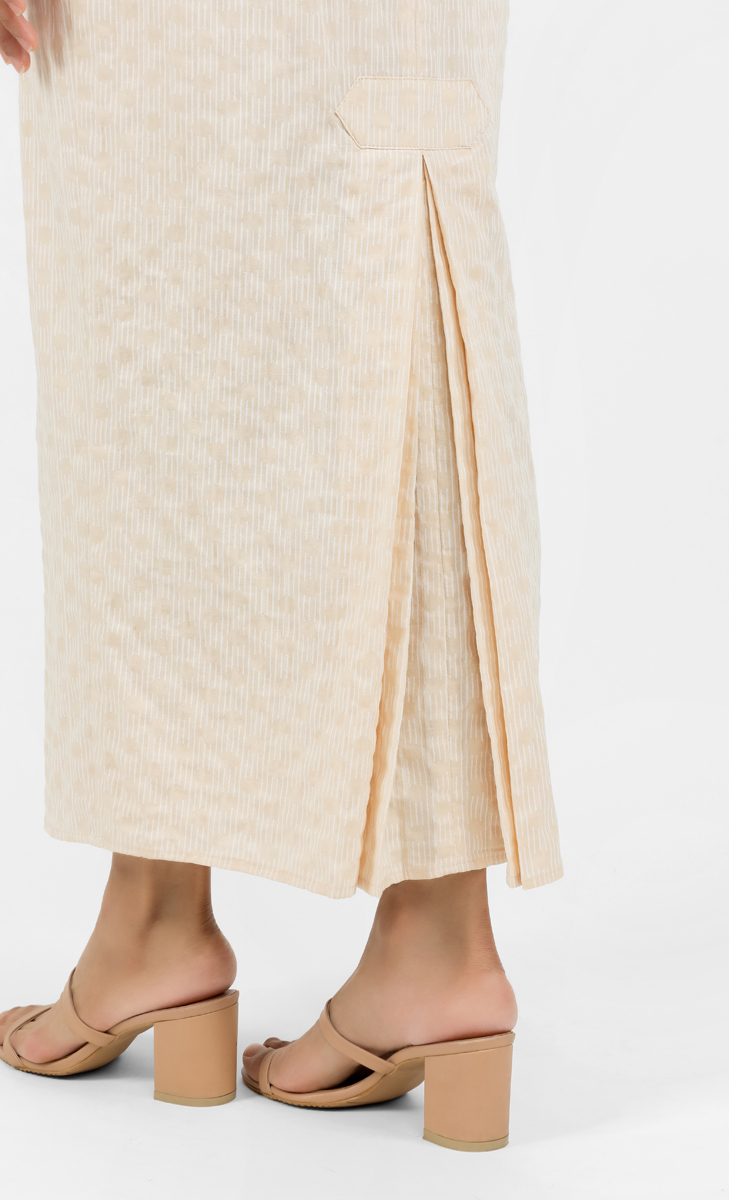 Printed Fitted Pencil Skirt in Nude image 2