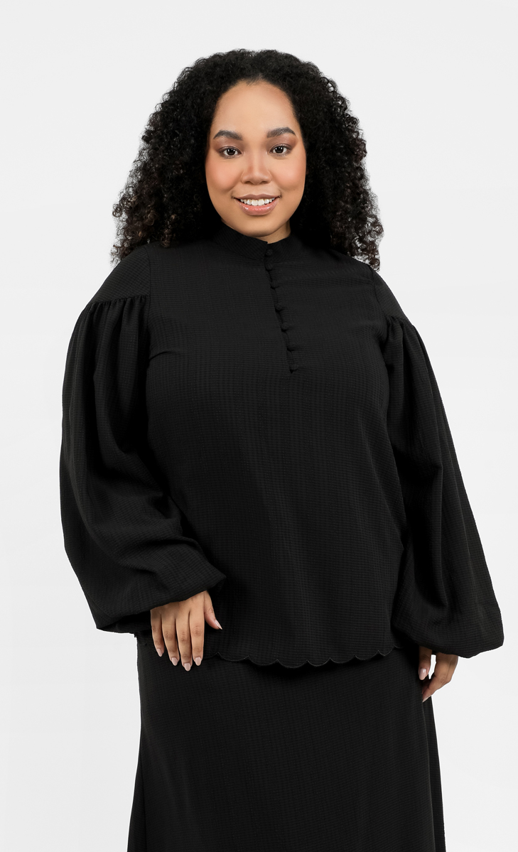 Puff Sleeve Textured Blouse in Black
