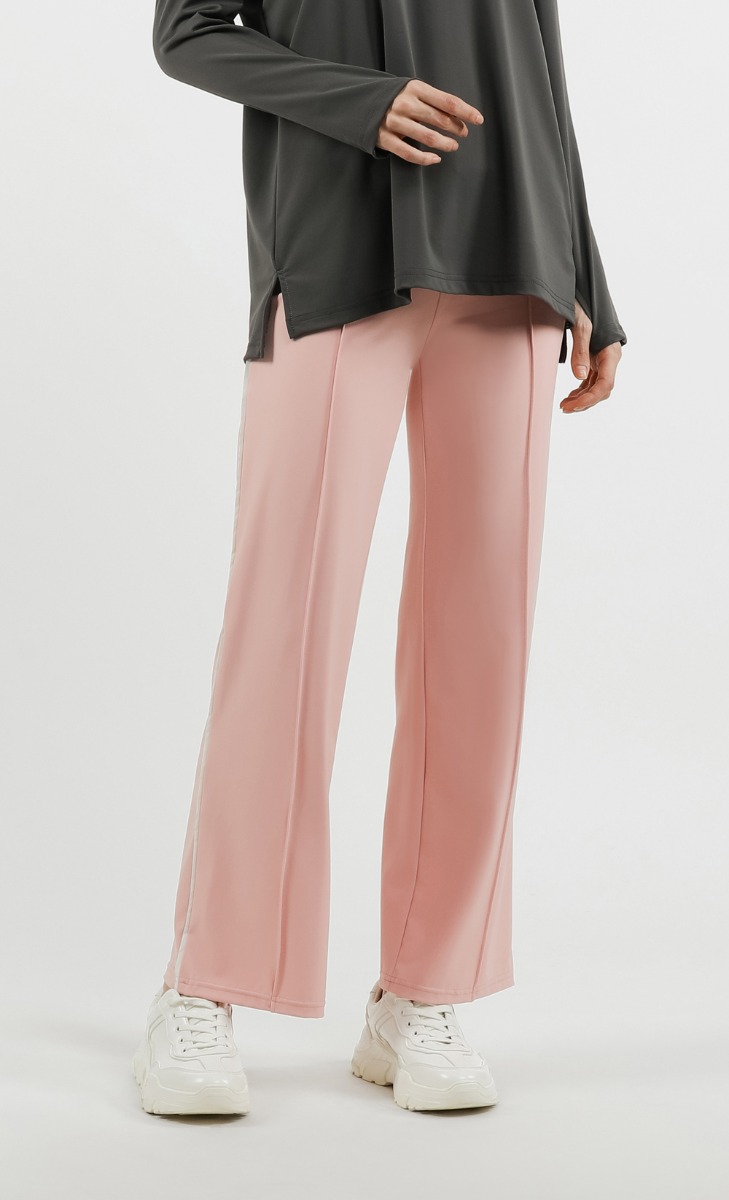 Reflective Loose Fit Pants in Mauve