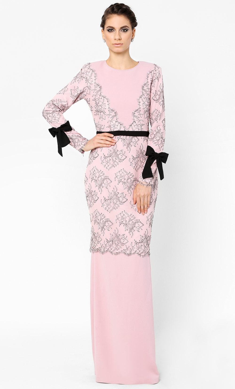 Clara Kurung Set in Pink FashionValet
