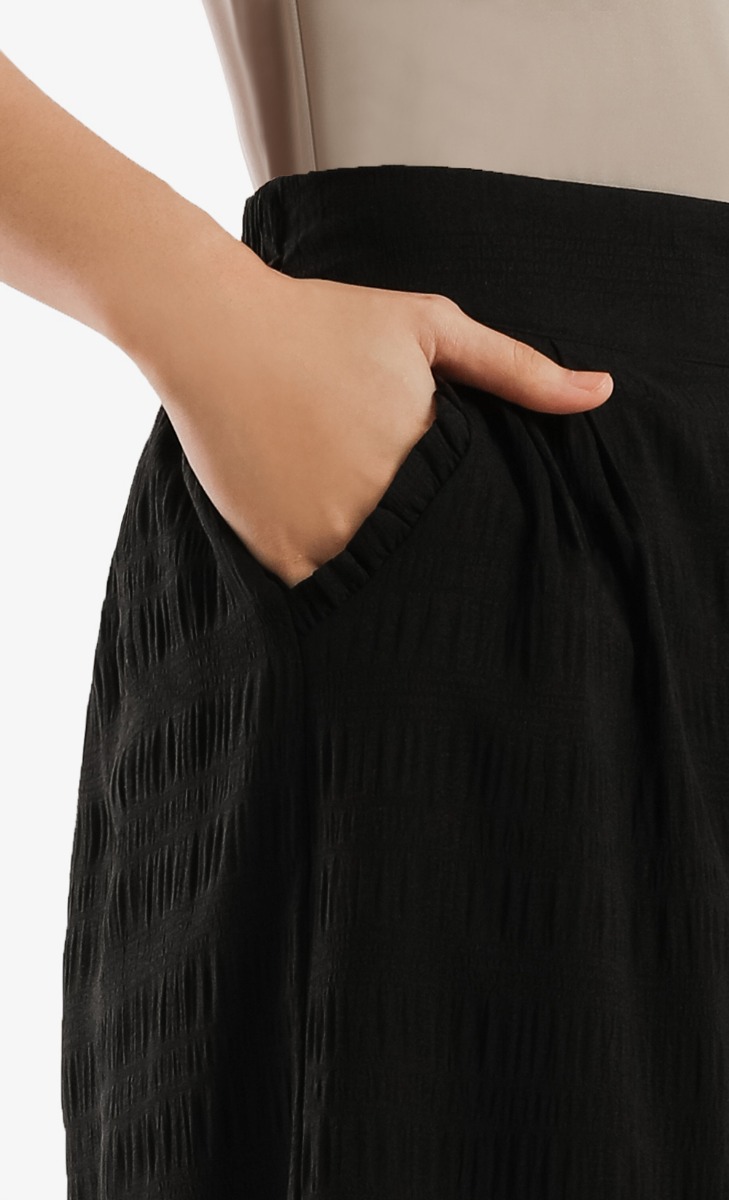 Ruffle Pocket Pants in Black image 2